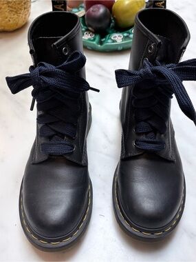 Doc Marten classic 8 hole boots size 39